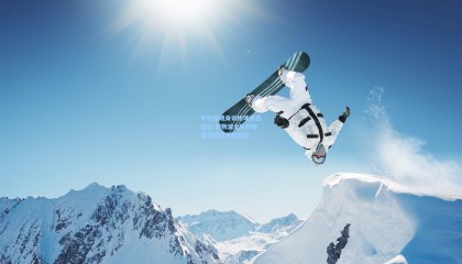 萨拉赫现身训练场状态轻松 利物浦全队积极备战展现良好氛围