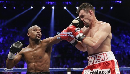 CBA季后赛激战正酣 广东队逆转辽宁队夺赛点